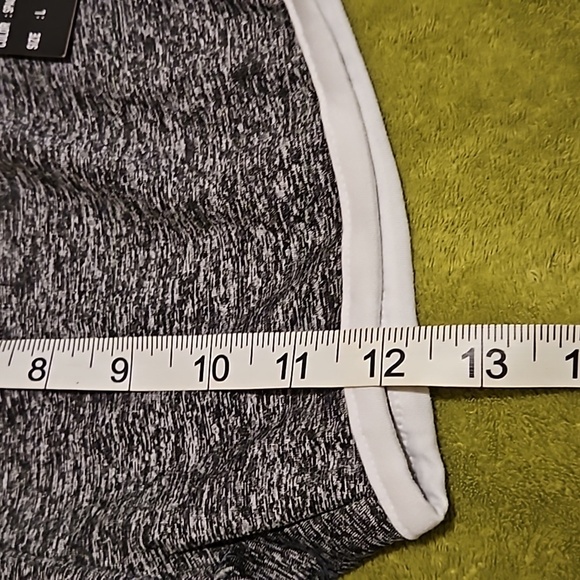 Splash Juniors Heathered Black White Polyester Spandex Running Shorts Athletic L - Picture 5 of 8